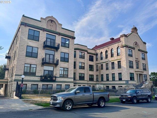 Condo for sale in Oregonia