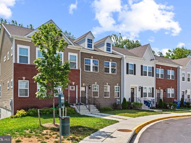 Townhouse for sale in California, Maryland