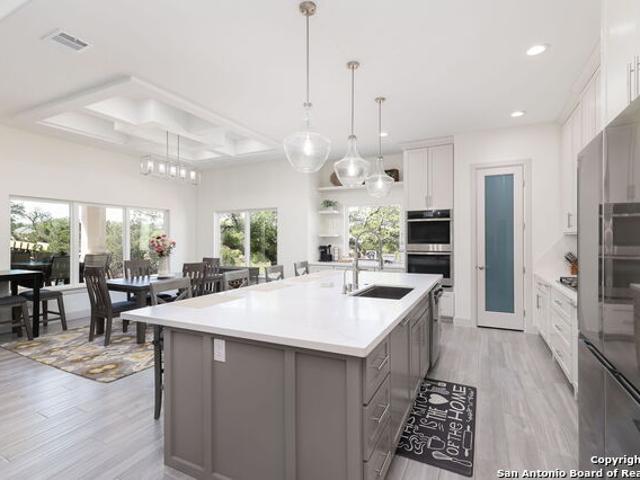 House for sale in Canyon Lake