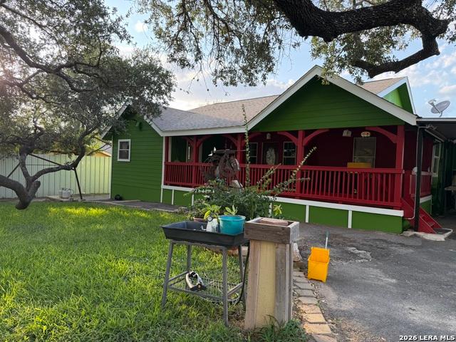 House for sale in Poteet, Texas