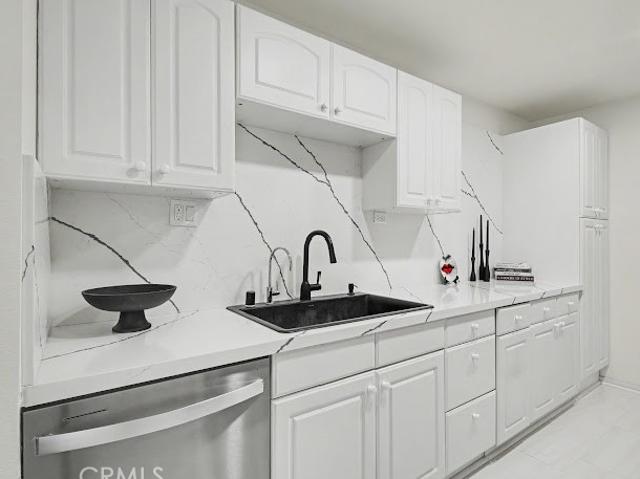 Condo for sale in Calabasas, California