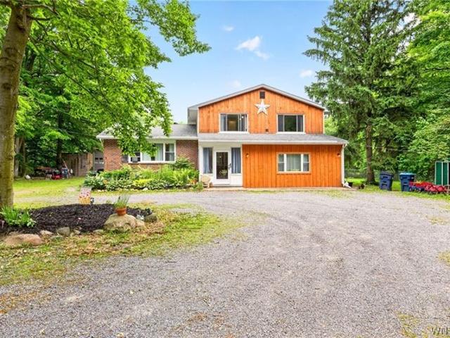 House for sale in Caledonia, New York