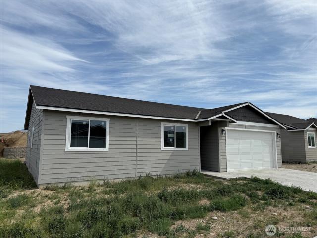 House for sale in East Wenatchee