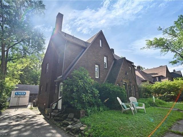 House for sale in Youngstown, Ohio