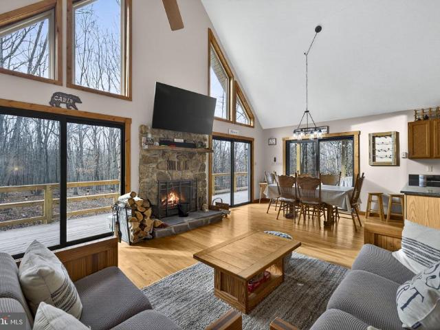House for sale in Paw Paw, West Virginia