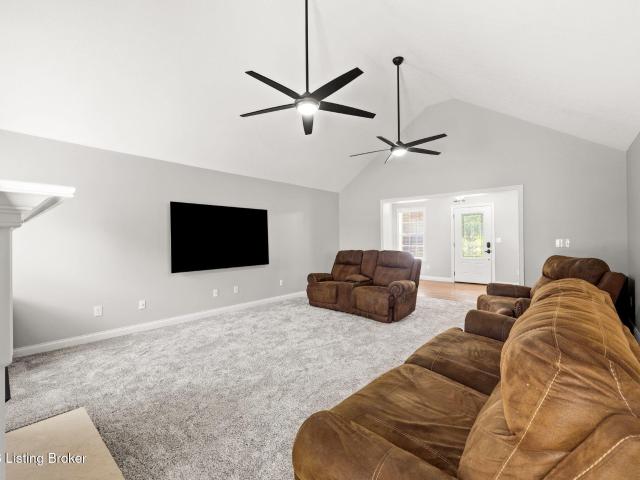House for sale in Oakland, Kentucky