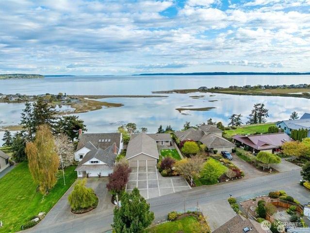 House for sale in Langley, Washington