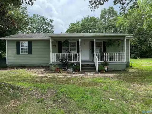 House for rent in Albertville
