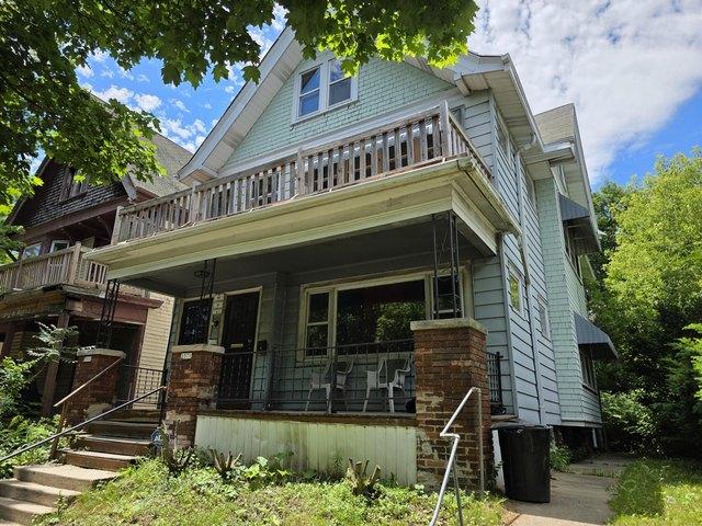 House for sale in Milwaukee, Wisconsin