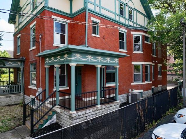 House for rent in Walnut Hills, Roselawn