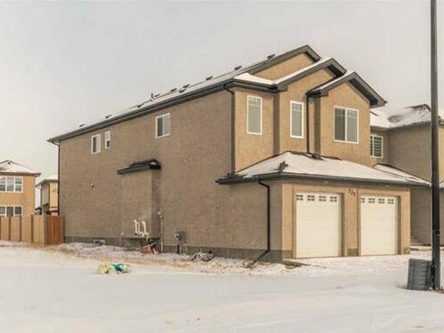 House for sale in Edmonton