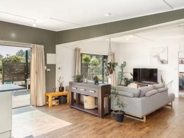 House for sale in Fairdown, West Coast