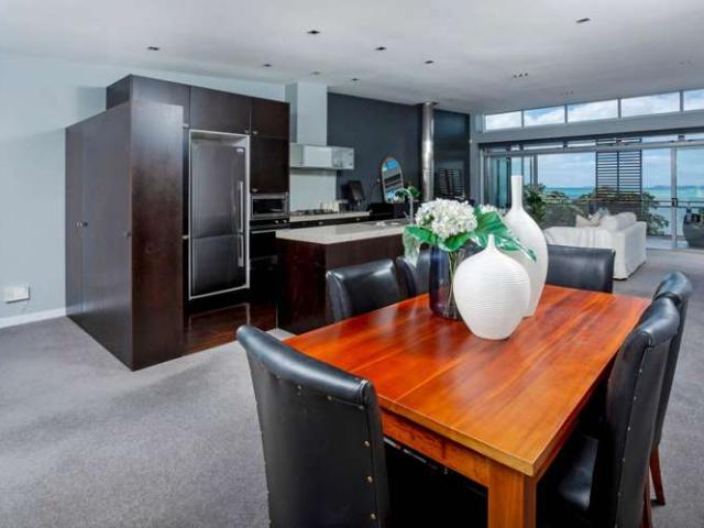 Apartment for rent in Whangaparaoa