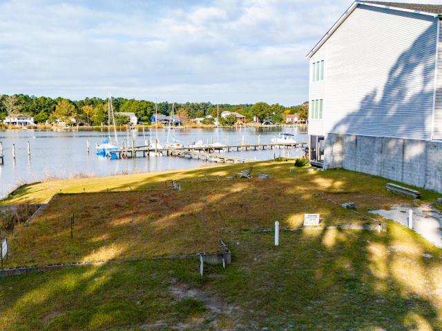 Land for sale in Oriental, North Carolina