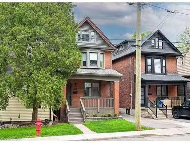 House for sale in Ancaster, Ontario