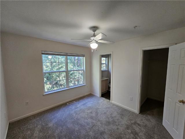 Townhouse for sale in Crosscreek, Central