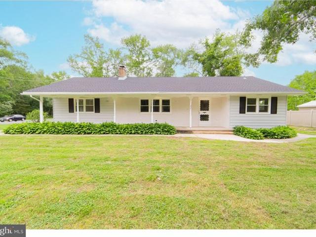 House for sale in Milmay, New Jersey