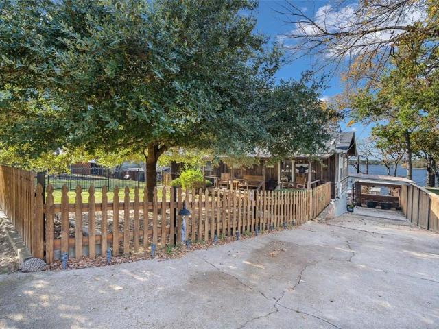House for sale in Wood, Texas