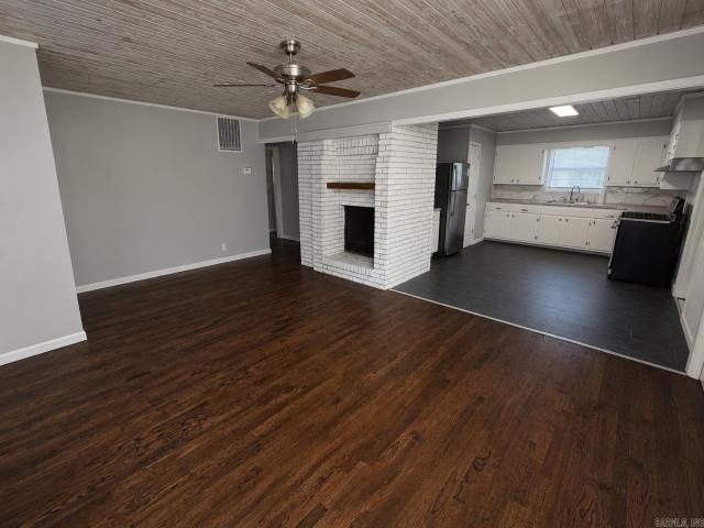 House for sale in Ark
