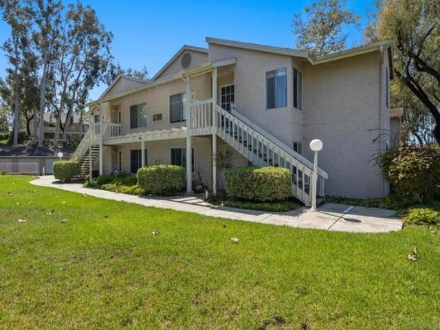 Condo for sale in Vista, California