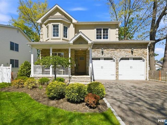 House for sale in Dumont, New Jersey