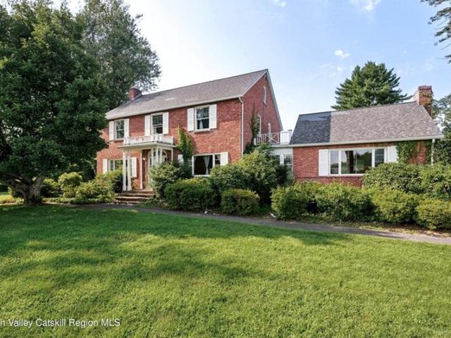 House for sale in Bloomington, New York