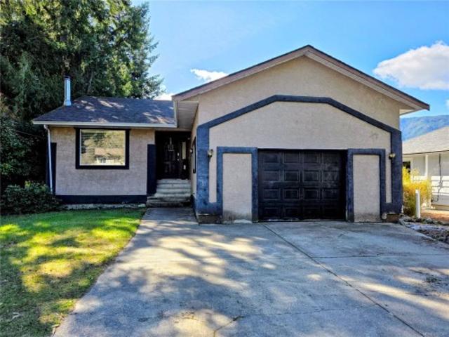 House for sale in Lake Cowichan, British Columbia