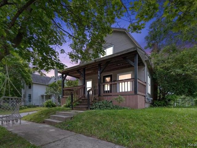 House for sale in Flushing, Michigan
