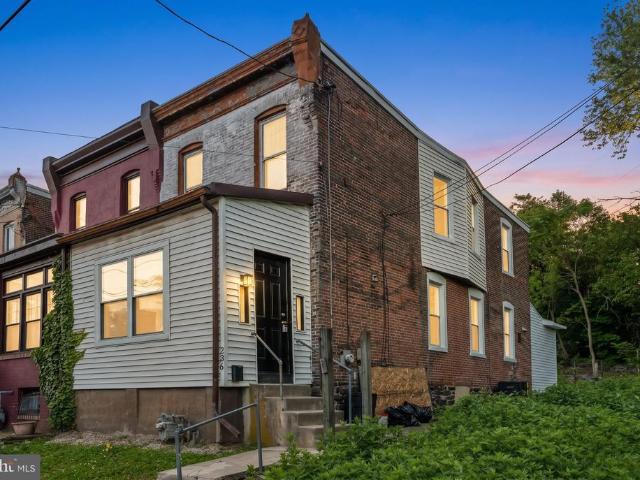 Townhouse for sale in Delco, Pennsylvania