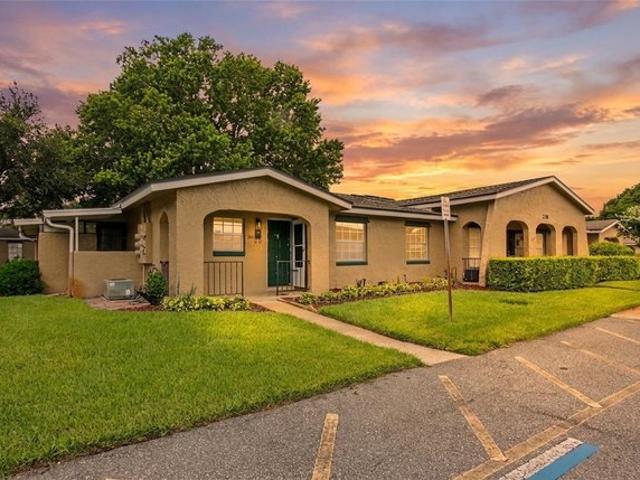Condo for sale in Casselberry, Florida