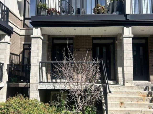 Townhouse for rent in Summerhill Village, Ottawa