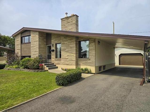 House for sale in Thunder Bay, Ontario