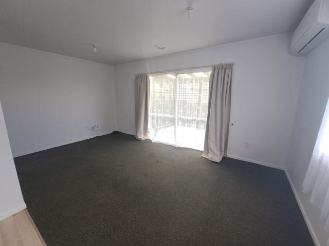 House for rent in Kelston