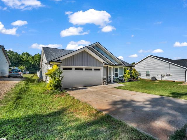 House for sale in State Line, Gaffney