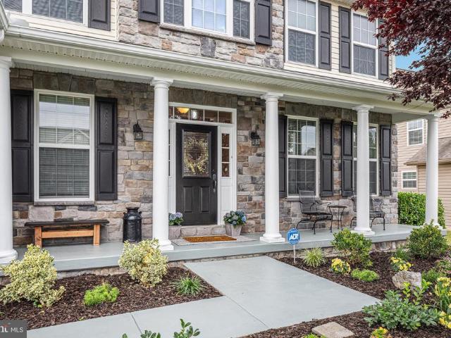 House for sale in Bunker Hill, West Virginia