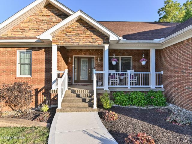 House for sale in Smithfield, Kentucky