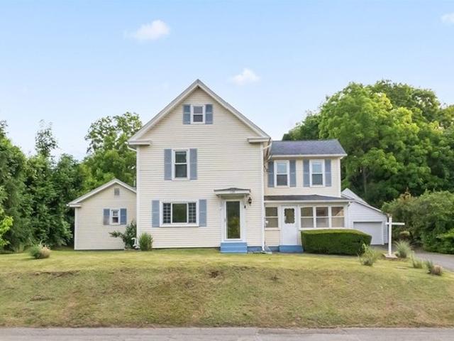 House for sale in Warren, Massachusetts
