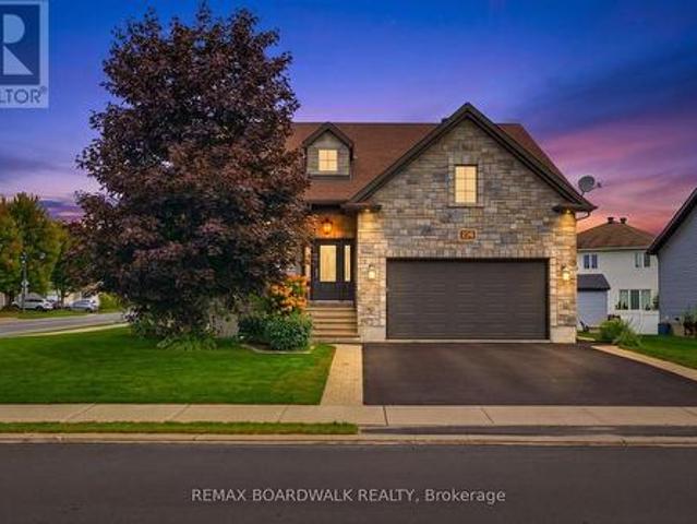 House for sale in Clarence-rockland, Ontario