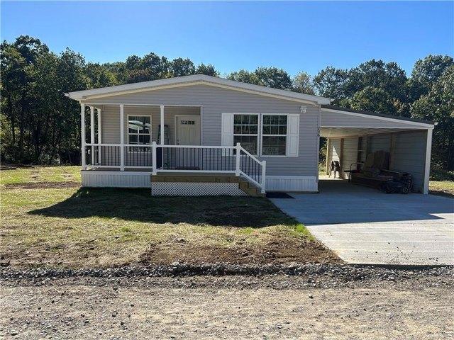 House for sale in Valencia, Pennsylvania