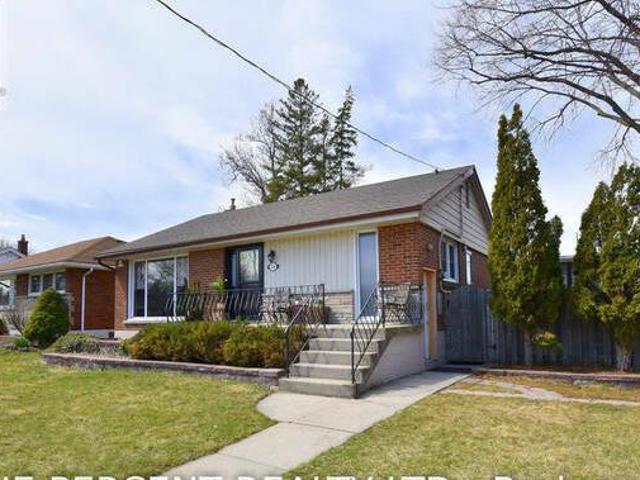 House for sale in Ancaster, Ontario