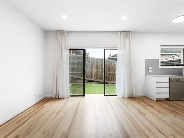 Townhouse for rent in Camerons Creek, Victoria