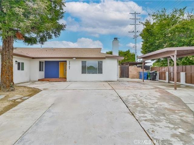 House for sale in Canoga Park, California