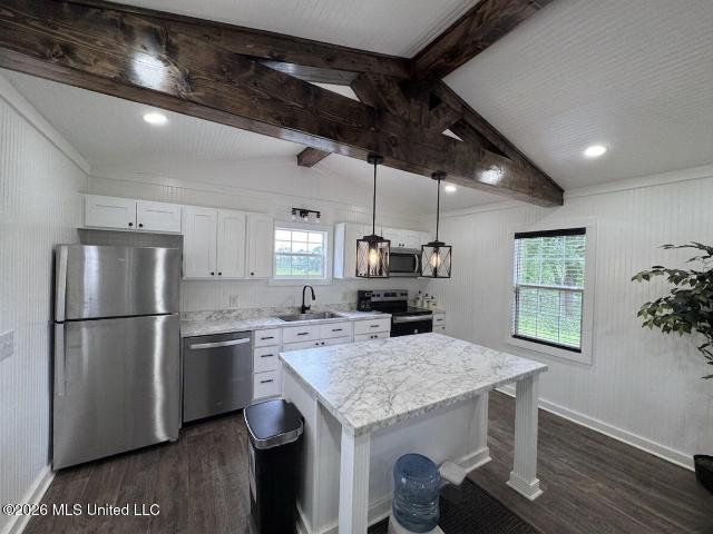 House for sale in Blue Mountain, Mississippi