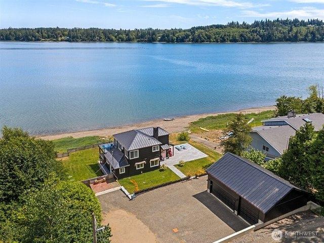House for sale in Shelton, Washington