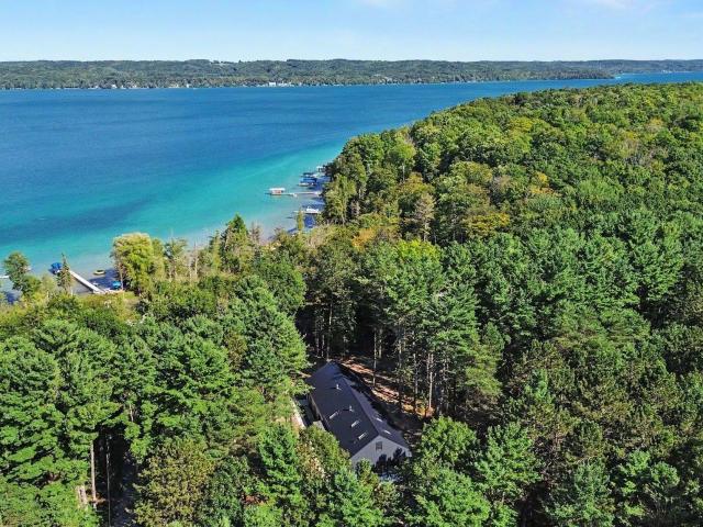 House for sale in Torch Lake, Torch Lake Township