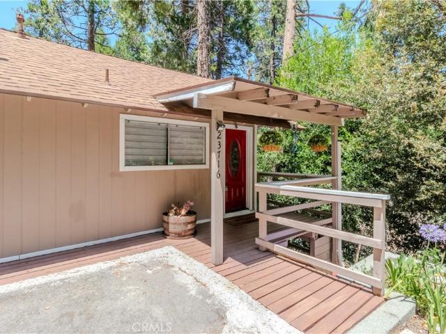 House for sale in Cedarpines Park, California