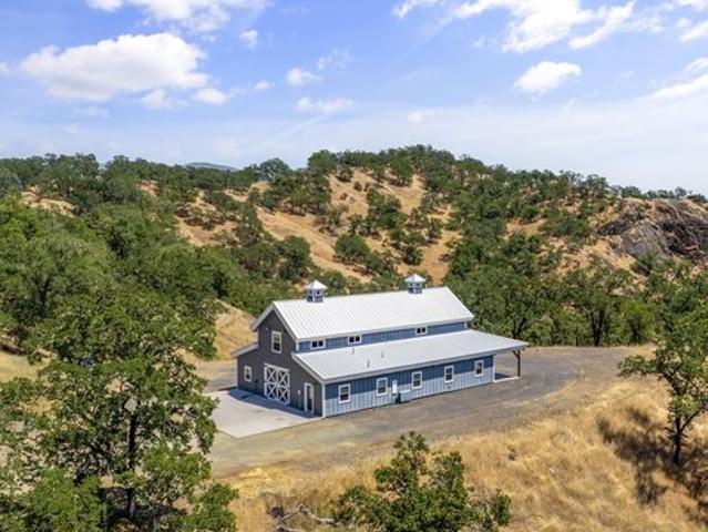 Farm for sale in Ukiah, California