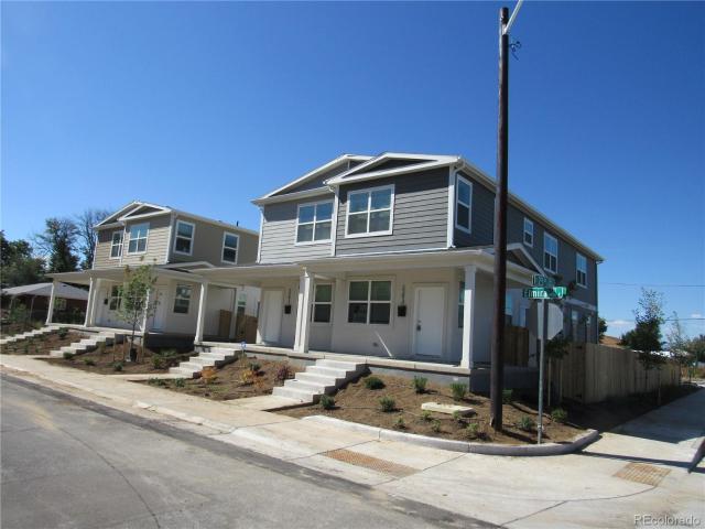 Townhouse for sale in Aurora, Colorado