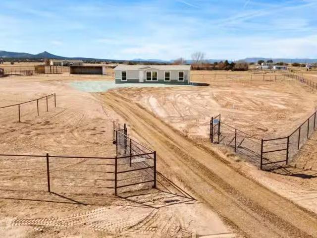 House for sale in Prescott Valley