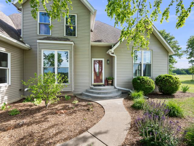 House for sale in Port Byron, Illinois